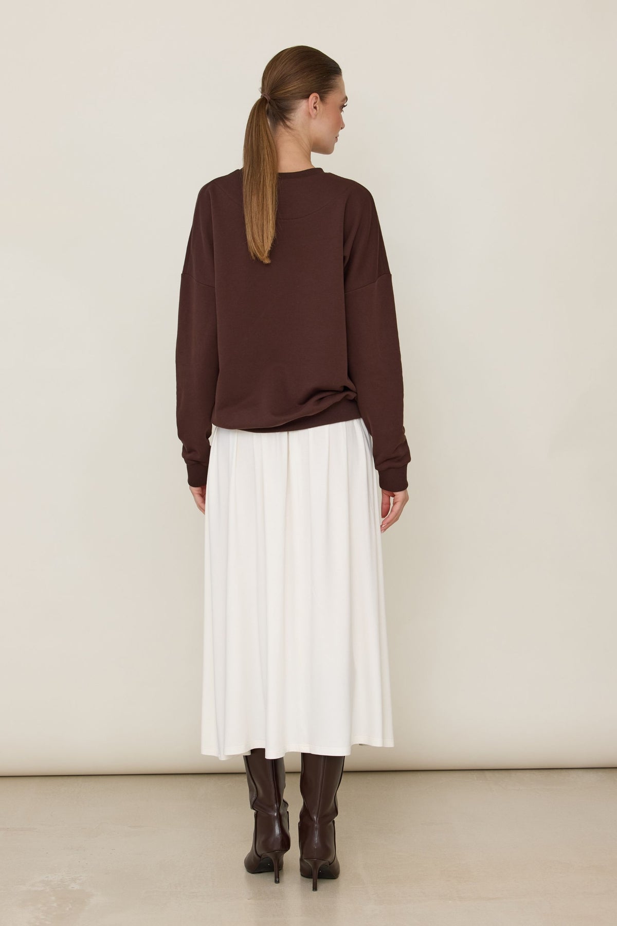 Bluza basic gorzka czekolada