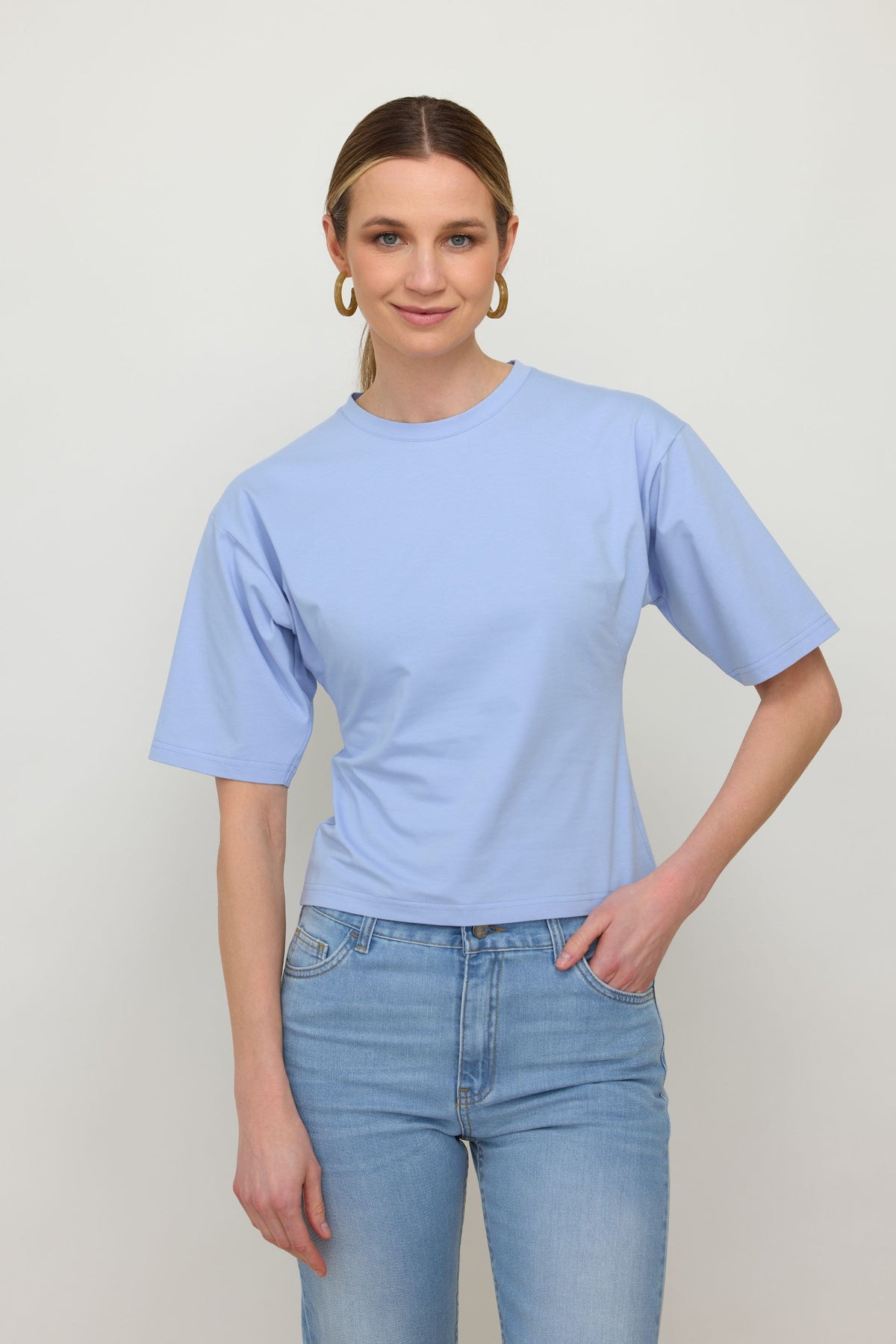 T-shirt z taliowaniem baby blue