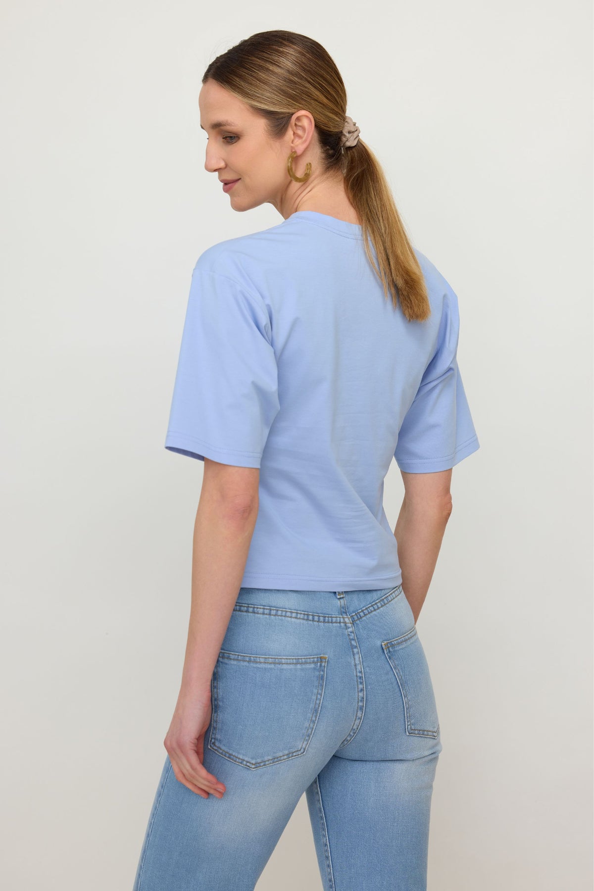 T-shirt z taliowaniem baby blue