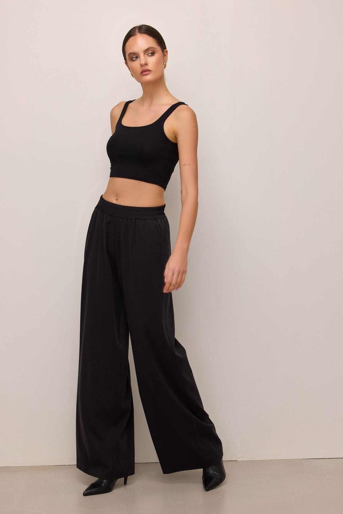 Crop top czarny