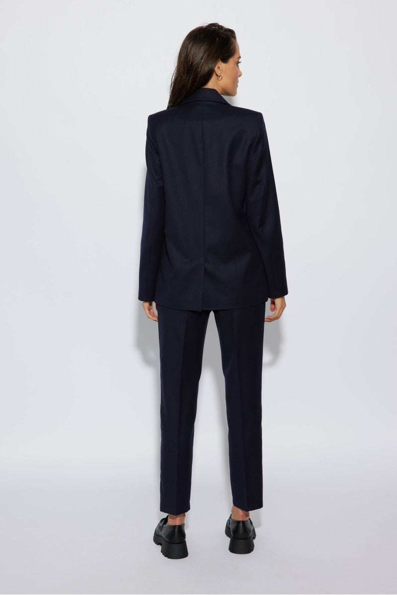 Klasyczna wełniana marynarka jednorzędowa granatowa